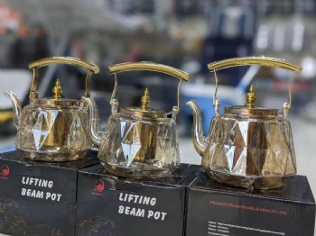 High Borosilicate Design Heat Resistant Diamond Glass Teapot with Copper Handle and Strainer
