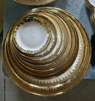High Quality Plate Restaurant Ceramic Serving Dish Dinner Plate Gold Rim Porcelain Plates Sets Dishes Dinnerware Sets
